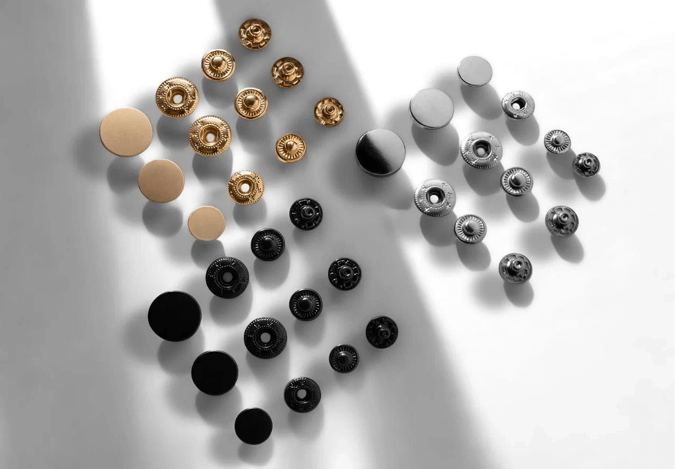 Рубашечные кнопки: виды, применение, особенности